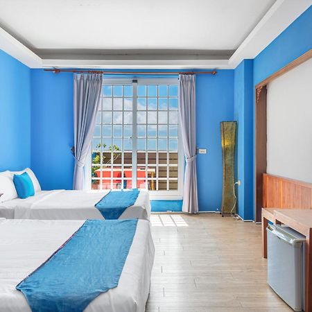 Golden Ocean Azure Hotel Kenting Exterior photo