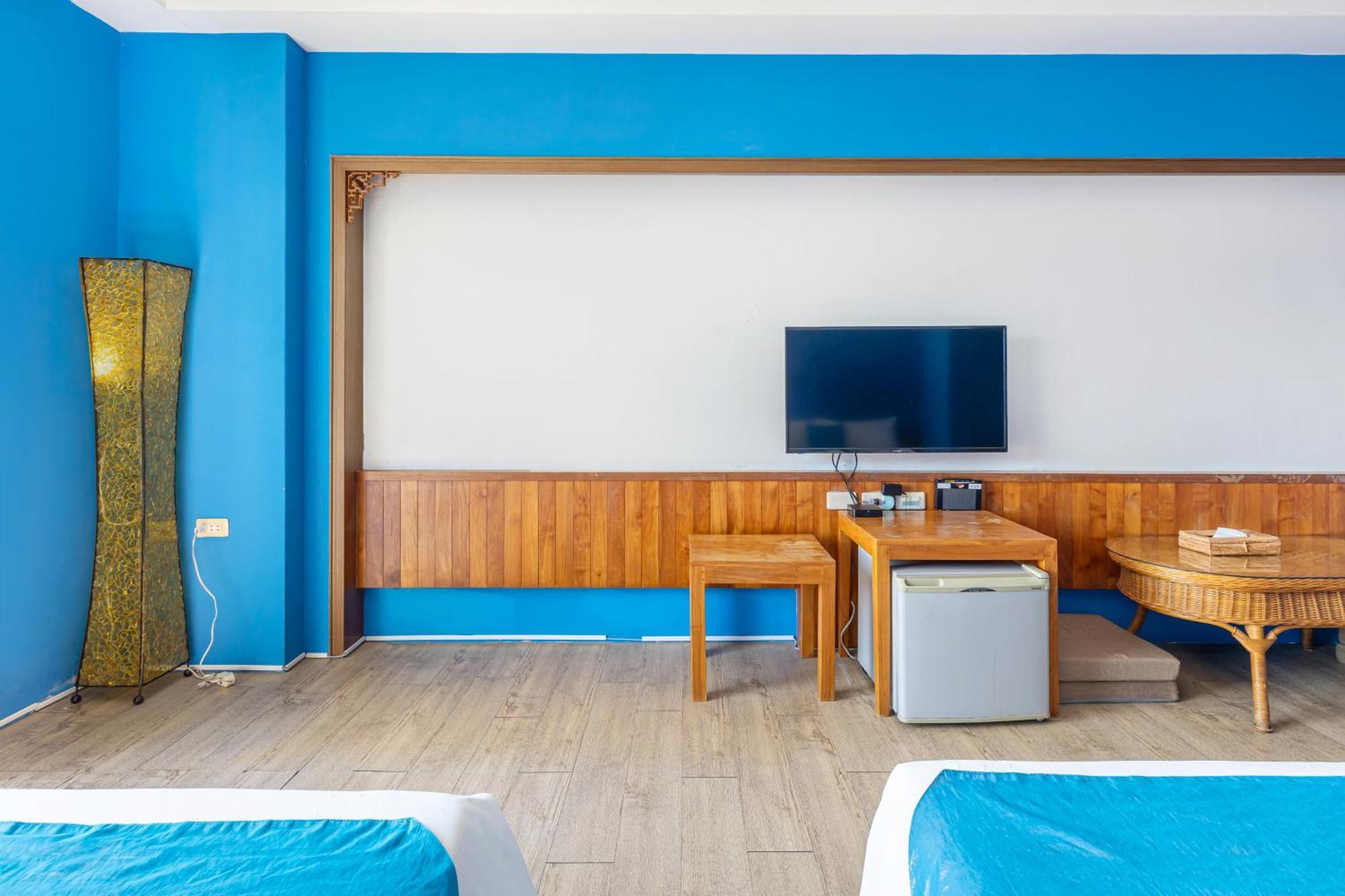 Golden Ocean Azure Hotel Kenting Exterior photo